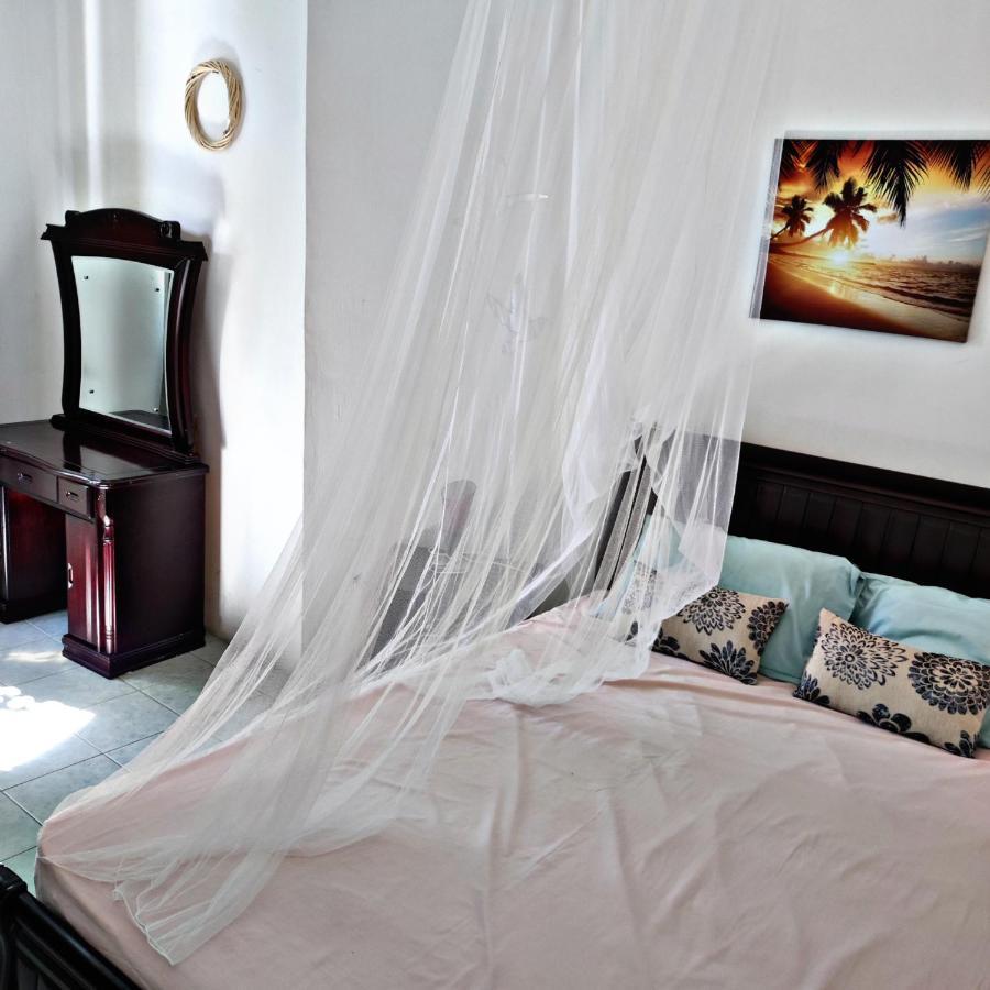 Grand Baie View Appart Екстер'єр фото