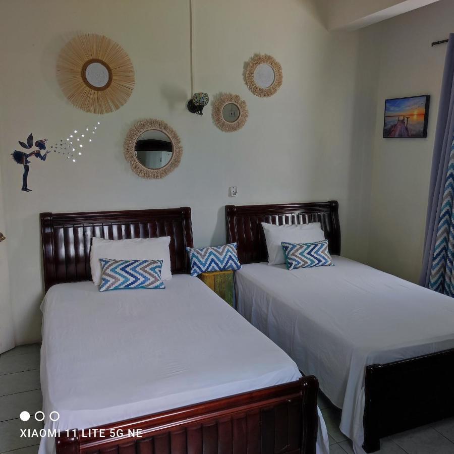 Grand Baie View Appart Екстер'єр фото