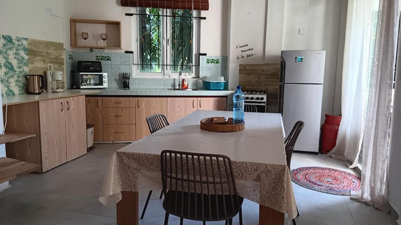 Grand Baie View Appart Екстер'єр фото
